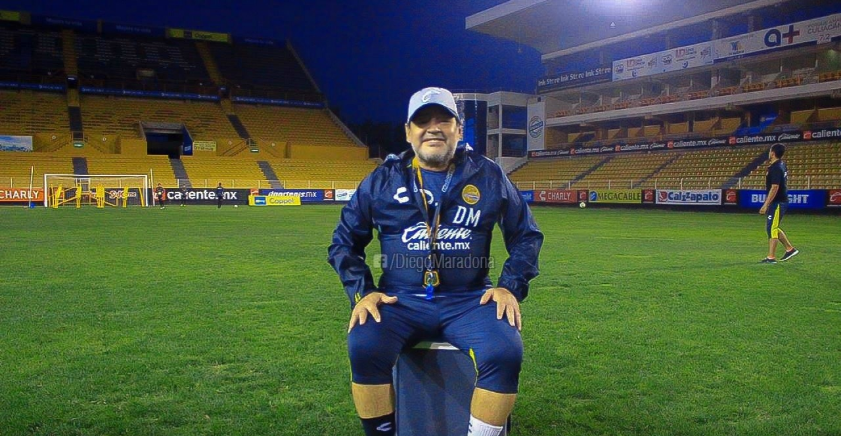 Screenshot_2020-11-25 Luto Morre Diego Maradona
