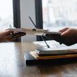 assistente-administrativo-trabalho-escritorio-09082023190538654