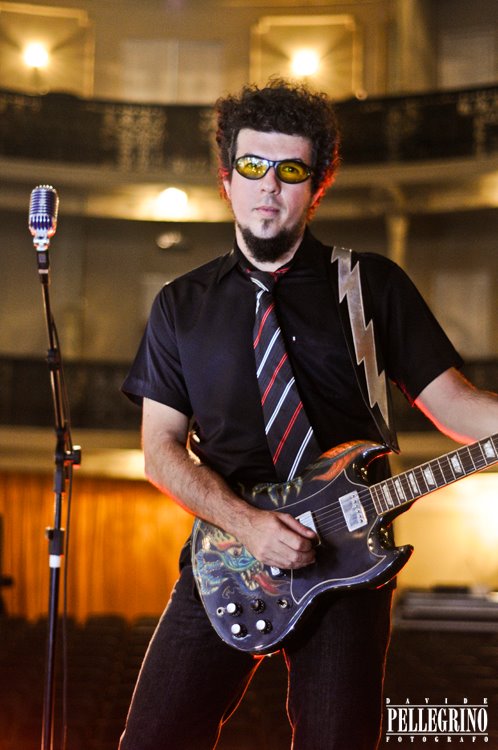 403195_337519029593096_1489886086_n-1711630646703