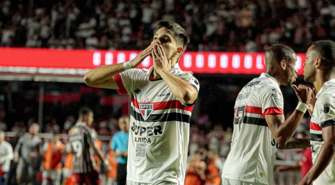 bobadilla-sao-paulo-fluminense-brasileirao-e1715648323794