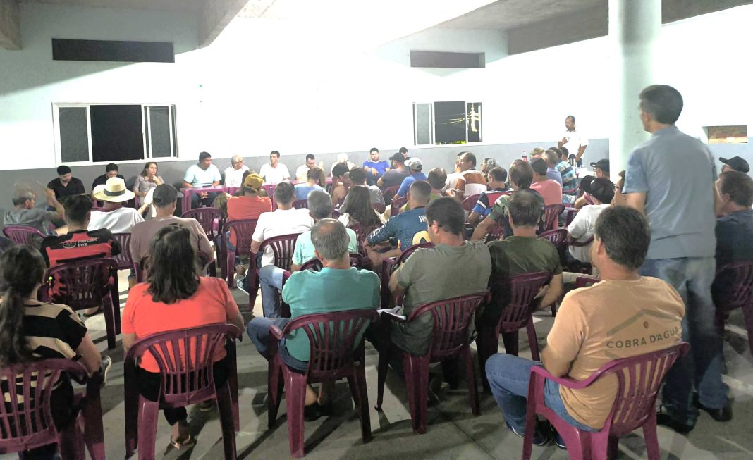 {EDAEDA3E-D5BA-C30B-1075-CCBC5BAA4AEA}