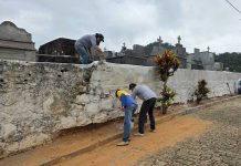 Prefeitura realiza ações de limpeza e manutenção no Cemitério Municipal para o Dia de Finados