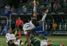 Em noite mágica, Palmeiras consegue virada histórica sobre a LDU e vai à final da Libertadores de forma épica contra o Flamengo