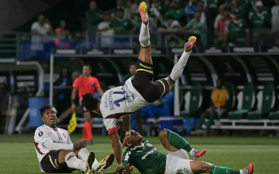 Palmeiras-x-LDU-scaled-aspect-ratio-512-320