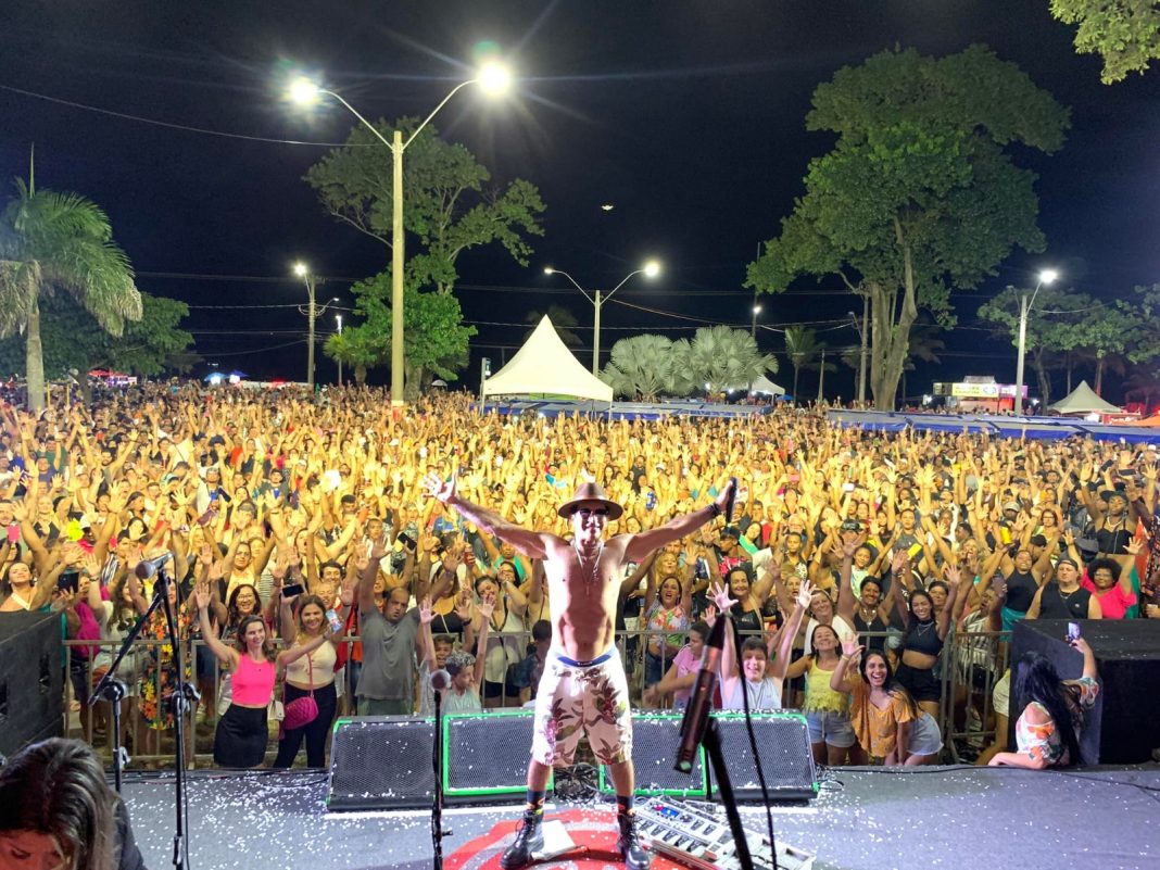 a9885759-8d66-4516-8beb-688ac74a29ba